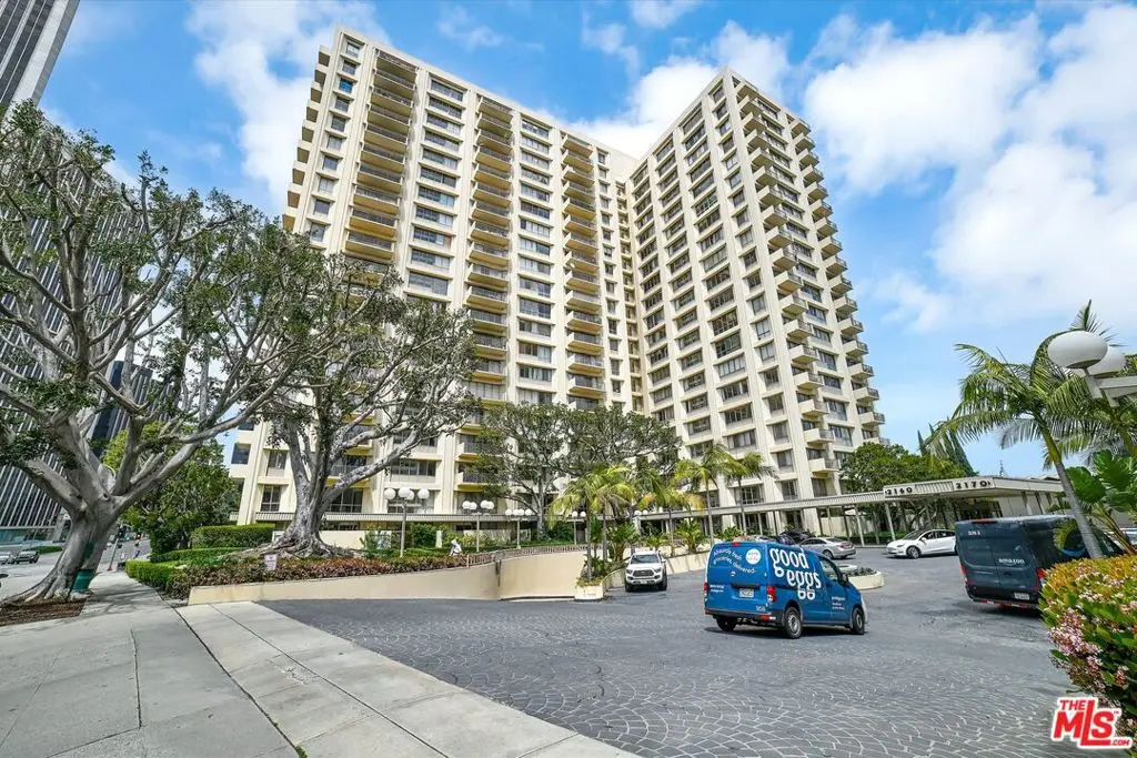 Condominium for rent at 2160 Century Park East 103, Los Angeles, CA and 1 bath