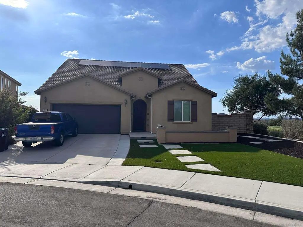 Single Family Residence for rent at 30521 Green Vista, Menifee, CA featuring 4 beds and 4 baths