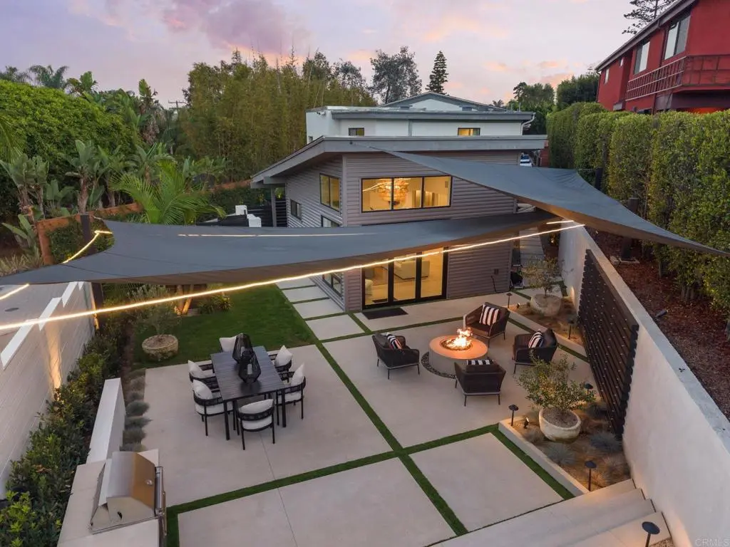 141 W Leucadia Blvd, Encinitas, CA — listing photo 1
