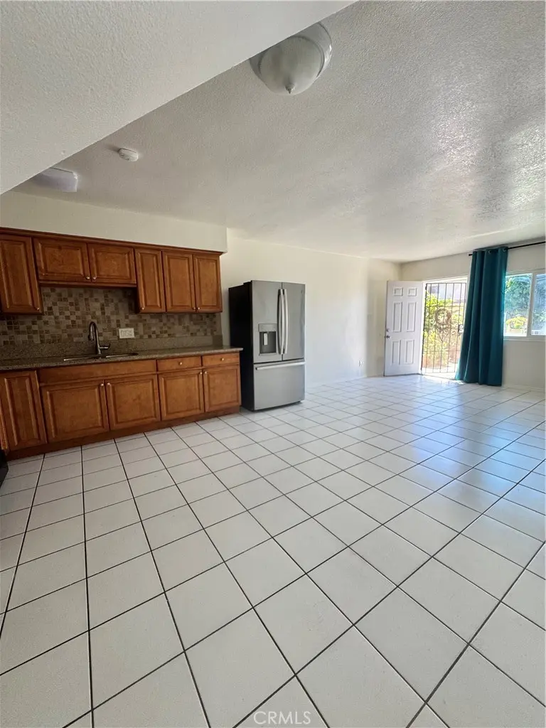 8065 Fillmore A, Stanton, CA — listing photo 1