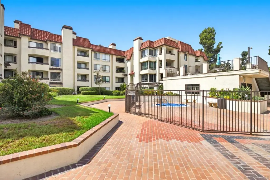 5805 Friars 2308, San Diego, CA — listing photo 1