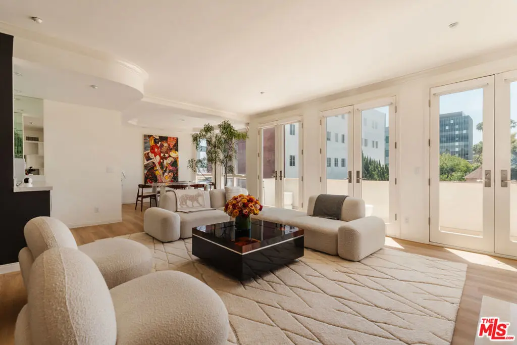 Condominium for sale at 121 N Almont Drive 304, Beverly Hills, CA featuring 2 beds and 3 baths