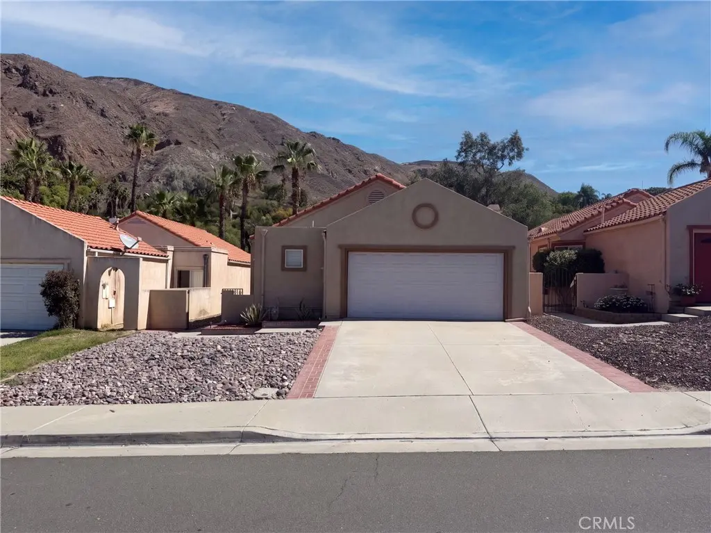 Single Family Residence for sale at 961 Verona, San Jacinto, CA featuring 2 beds and 2 baths