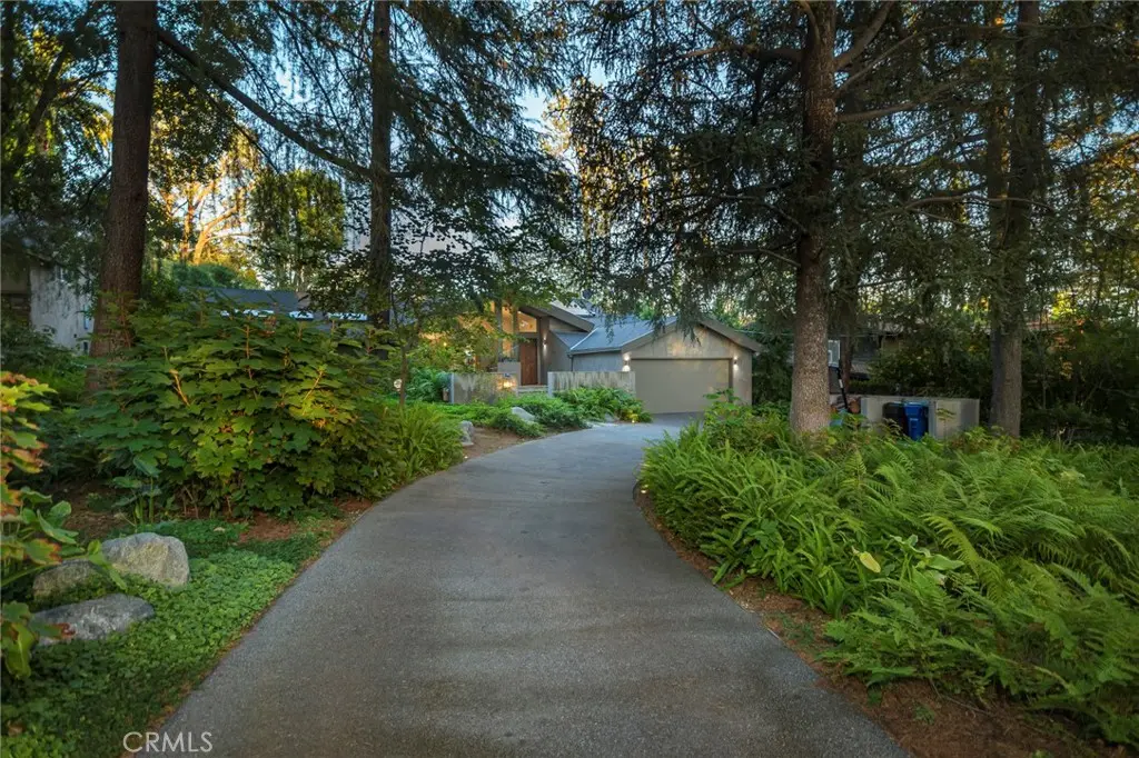 Single Family Residence for sale at 5128 Hillard, La Canada Flintridge, CA featuring 4 beds and 4 baths