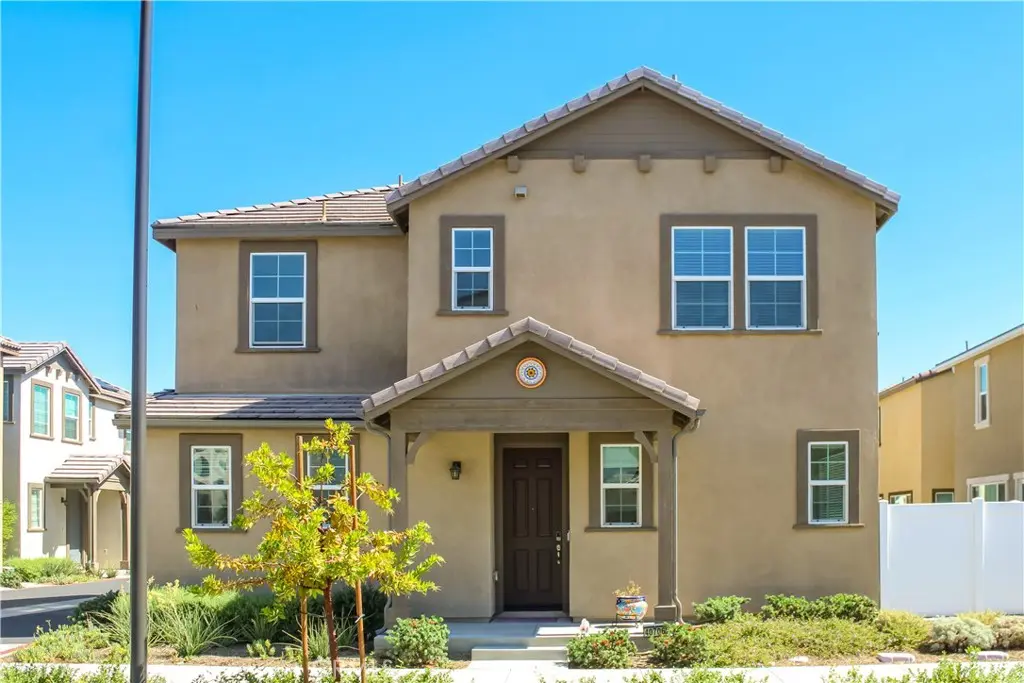 Single Family Residence for sale at 40706 Melrose, Temecula, CA featuring 3 beds and 3 baths