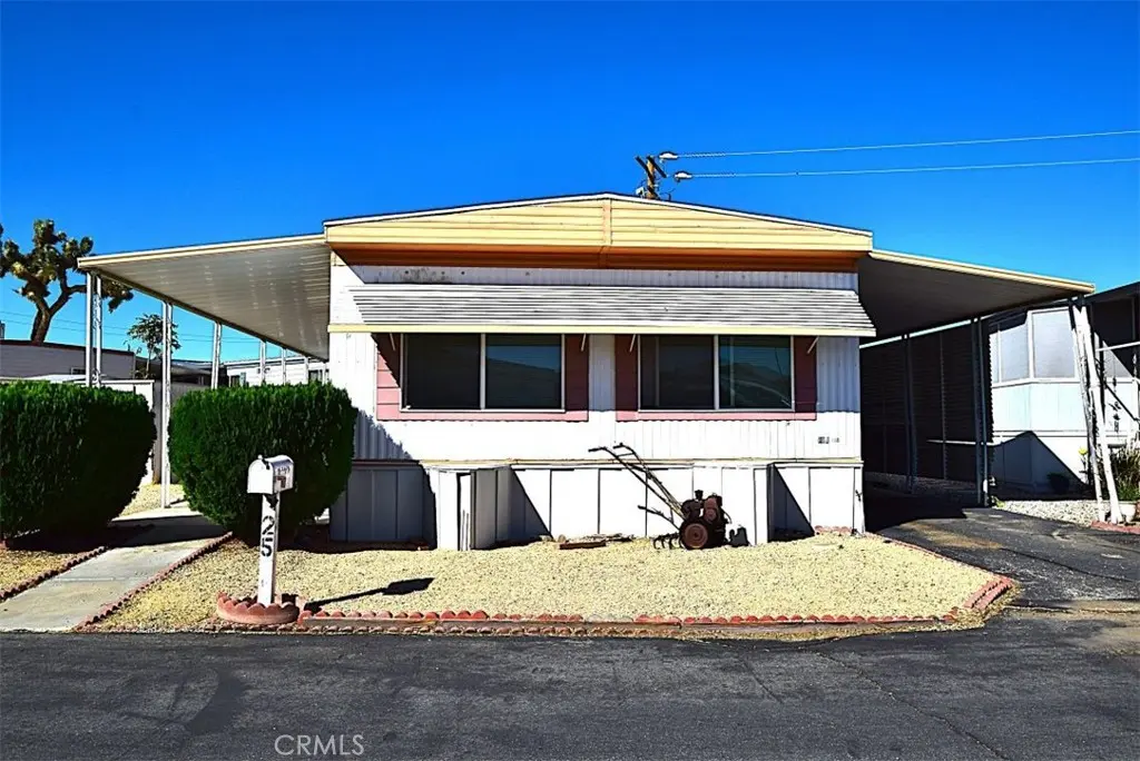 56254 29 Palms Highway 25, Yucca Valley, CA — listing photo 1