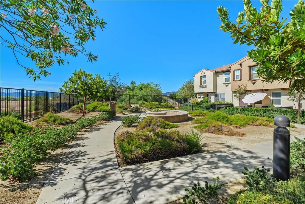 Townhouse for sale at 40410 Calle Real, Murrieta, CA featuring 3 beds and 3 baths