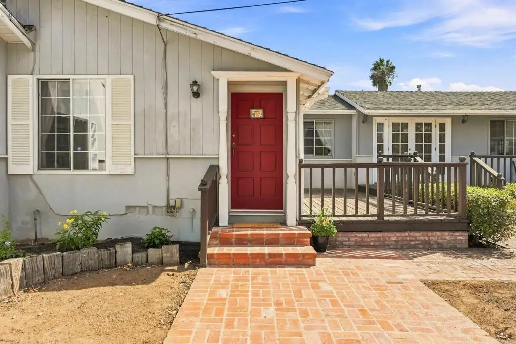 1045 Warmlands Avenue, Vista, CA — listing photo 1