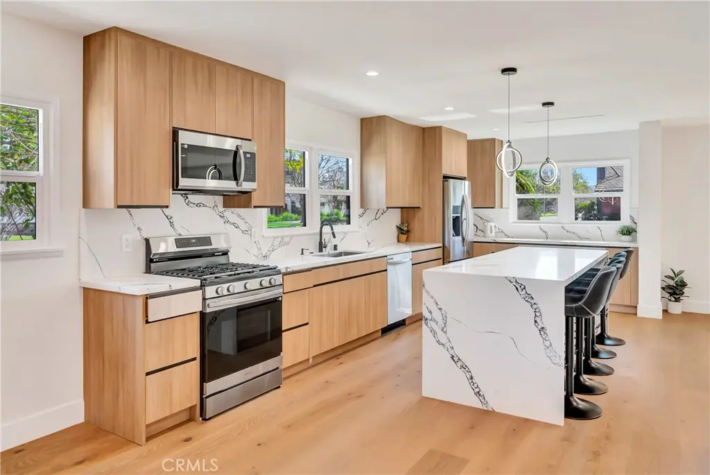 23635 Marylee st, Woodland Hills, CA — listing photo 1