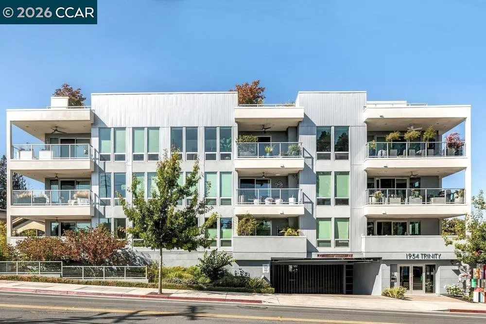 Condominium for sale at 1954 Trinity Ave 302, Walnut Creek, CA featuring 2 beds and 2 baths