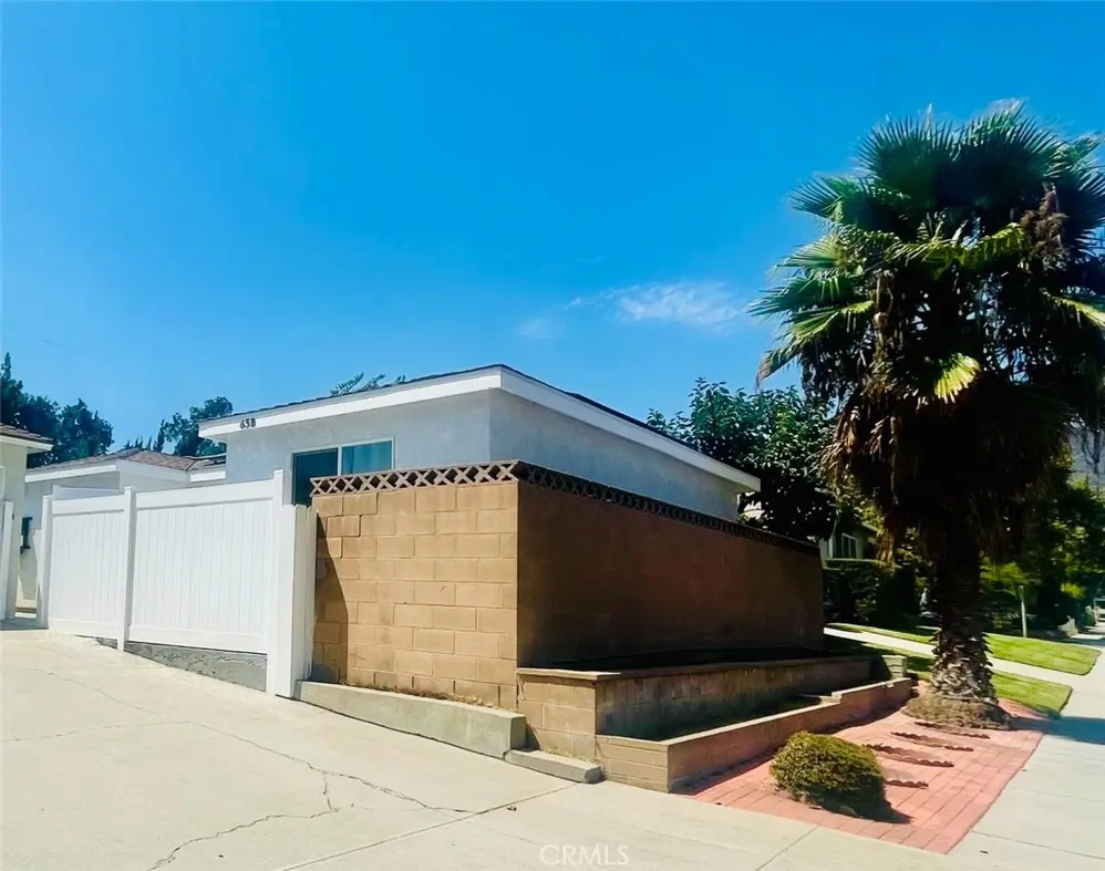 Single Family Residence for rent at 65 E Forest Avenue B, Arcadia, CA featuring 2 beds and 2 baths