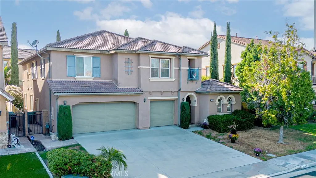 7585 Shadyside Way, Eastvale, CA — listing photo 1
