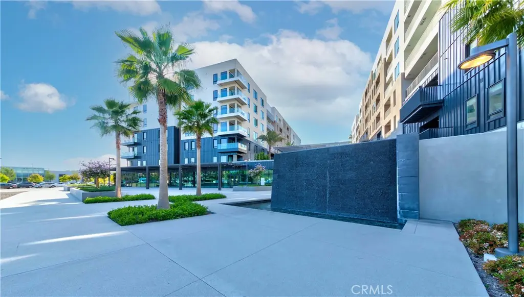 Condominium for rent at 2207 Rivington, Irvine, CA featuring 1 bed and 2 baths