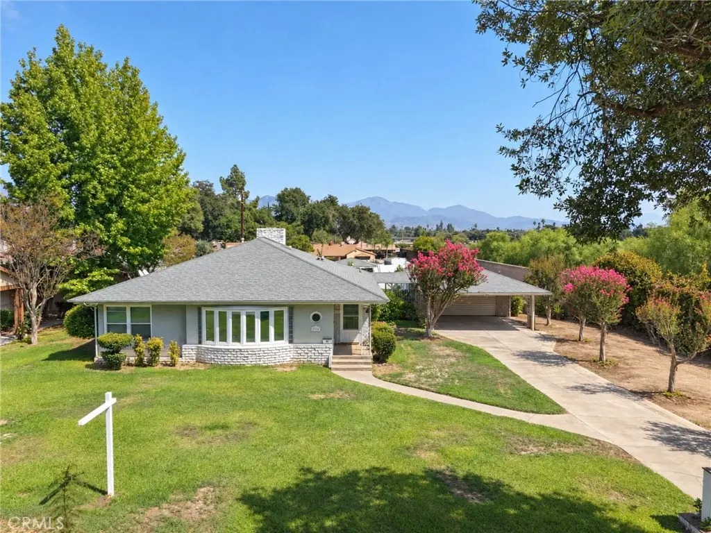 2989 Ladera Road, San Bernardino, CA — listing photo 1