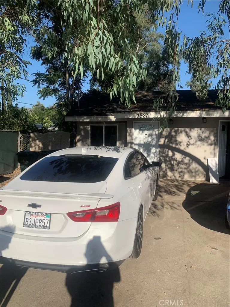 3927 Acre, San Bernardino, CA — listing photo 1