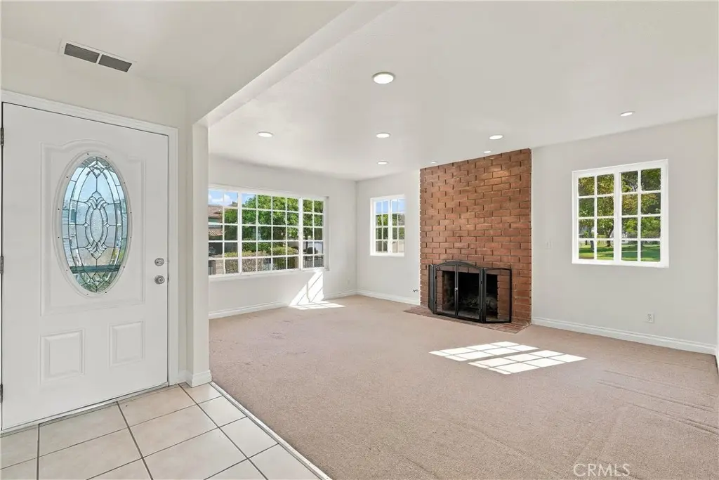 6912 Tahiti, Cypress, CA — listing photo 1