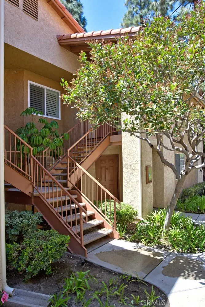 Condominium for rent at 5340 Silver Canyon Road 13G, Yorba Linda, CA featuring 3 beds and 2 baths