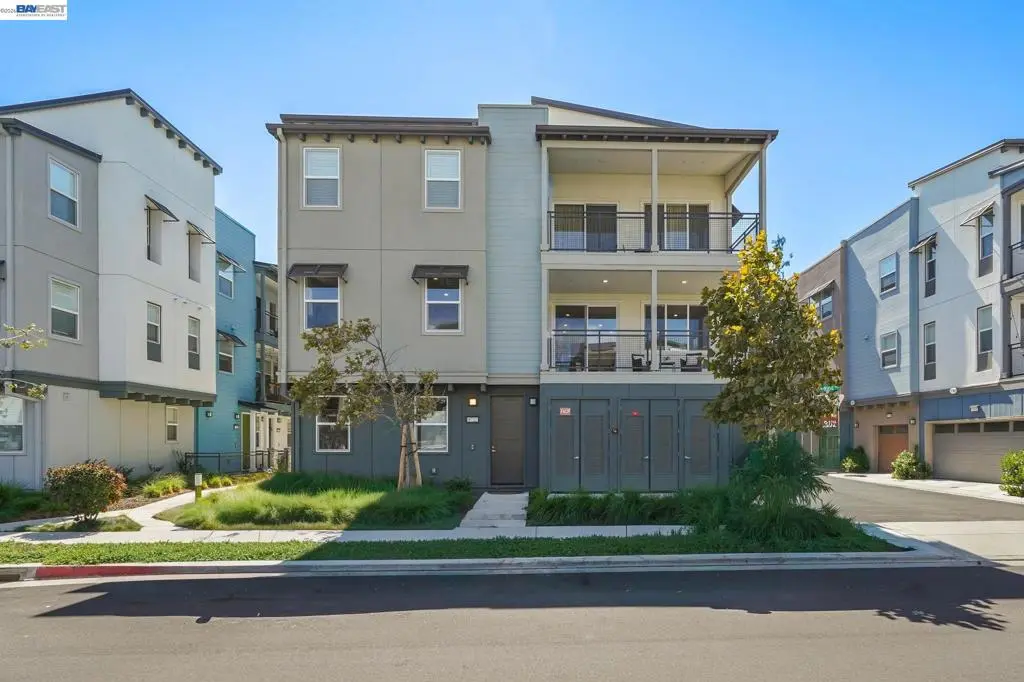 Condominium for sale at 9732 Seawind Way, Newark, CA featuring 3 beds and 3 baths