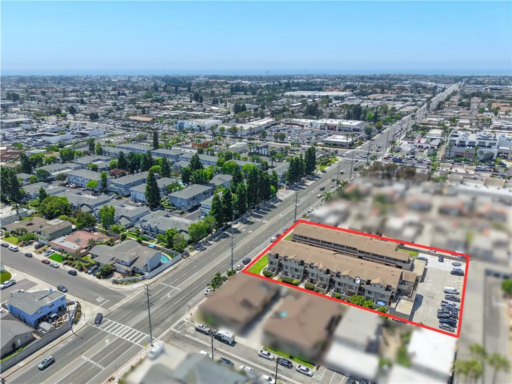 Apartment for sale at 8071 Garfield, Huntington Beach, CA