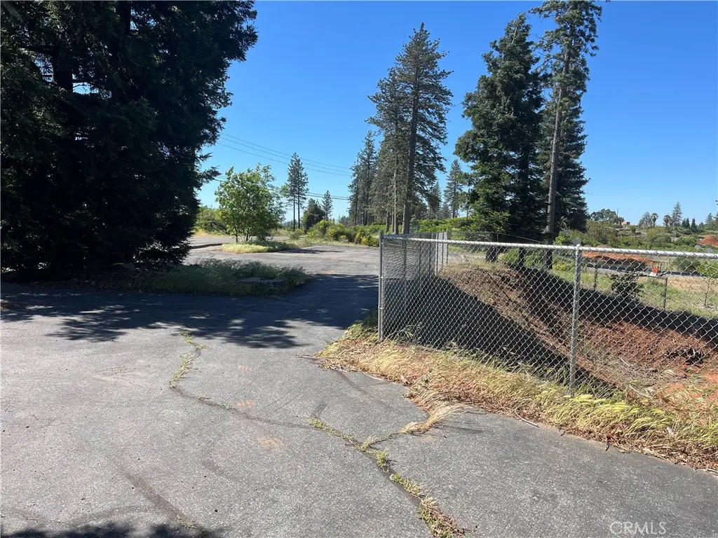 13681 Skyway, Magalia, CA — listing photo 1