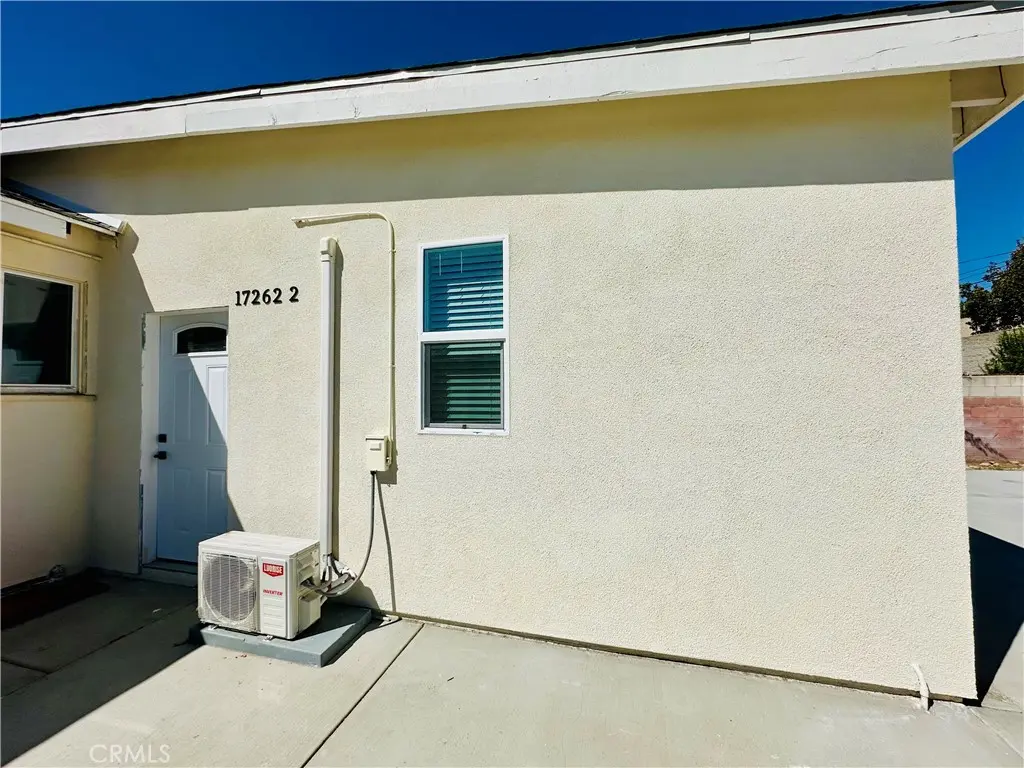 17262 Ivy Avenue 2, Fontana, CA — listing photo 1