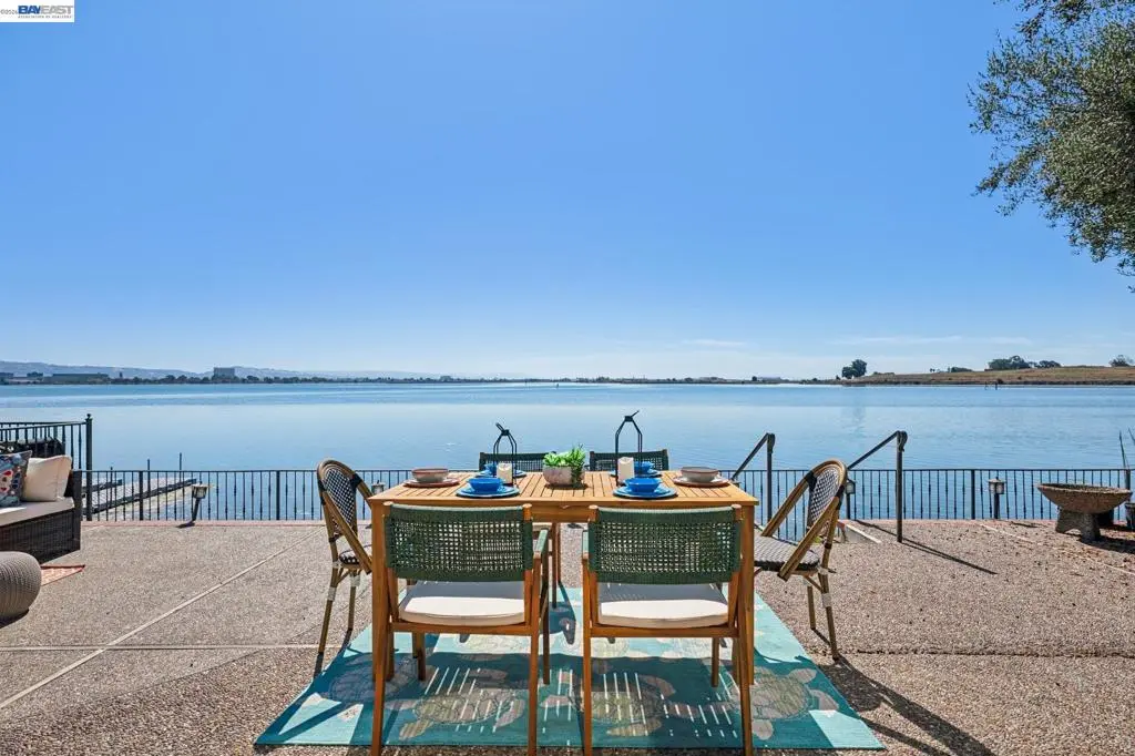 1312 Eastshore Dr, Alameda, CA — listing photo 1