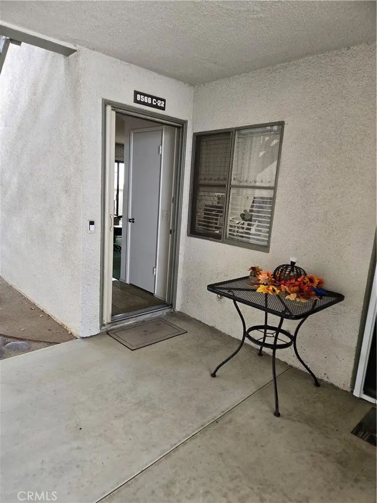 8566 Van Ness Court 22C, Huntington Beach, CA — listing photo 1