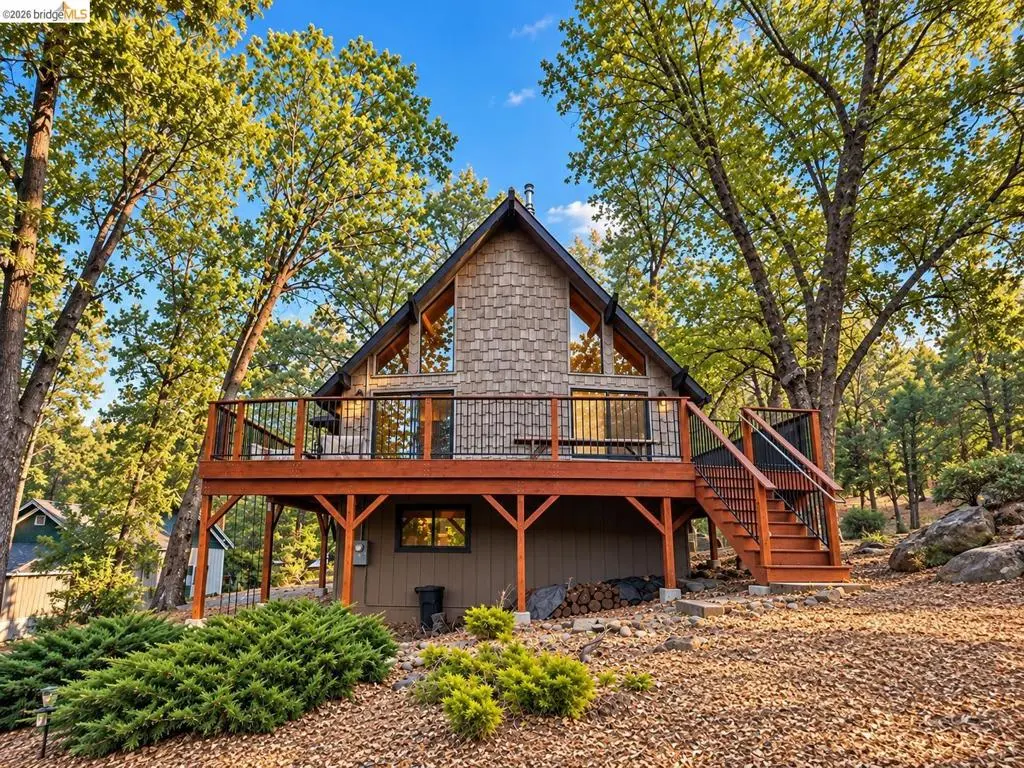 19007 Digger Pine St, Groveland, CA — listing photo 1