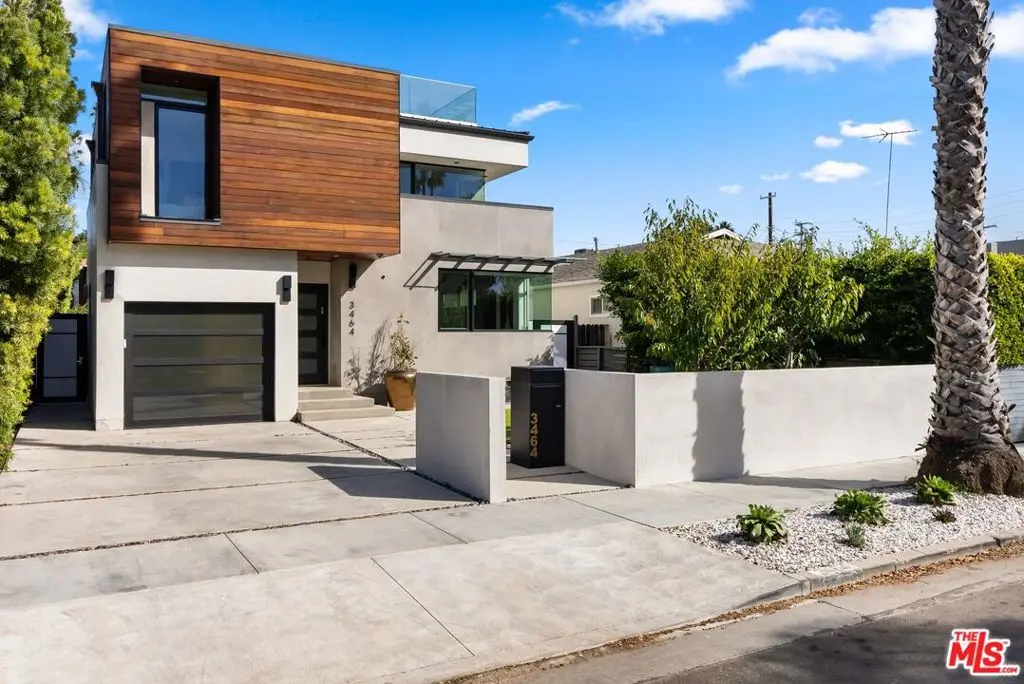 Single Family Residence for rent at 3464 Greenwood Avenue, Los Angeles, CA featuring 6 beds and 5 baths