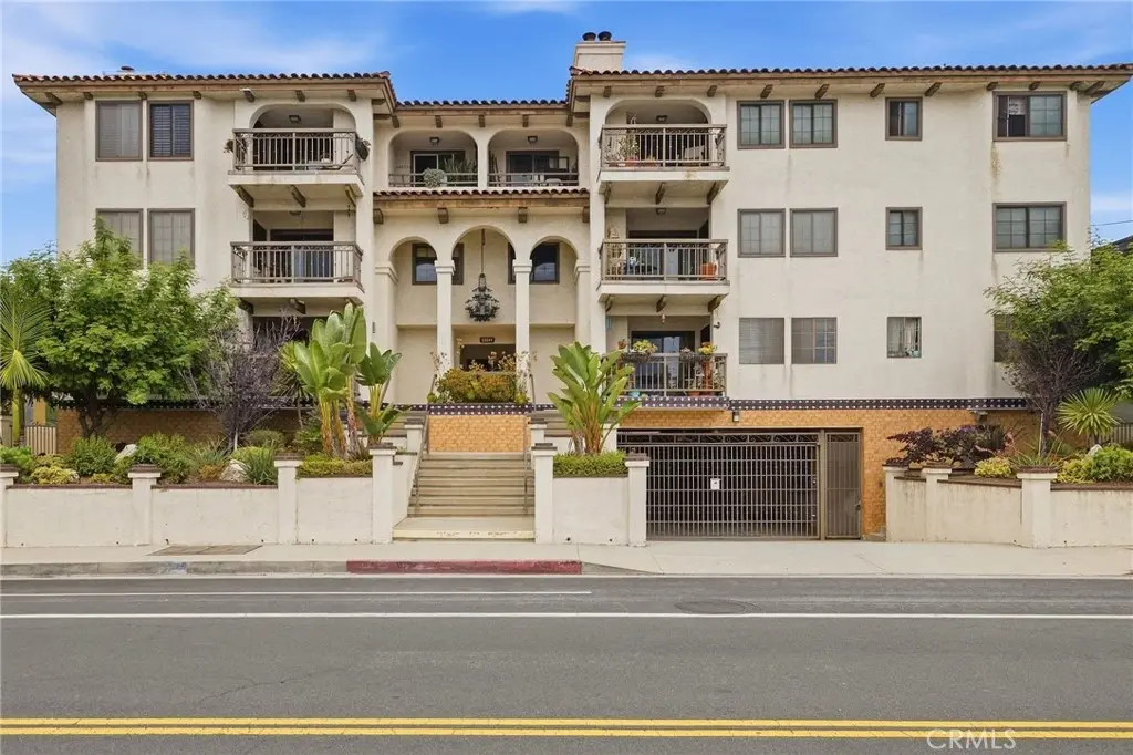 1150 W 13th Street 206, San Pedro, CA — listing photo 1