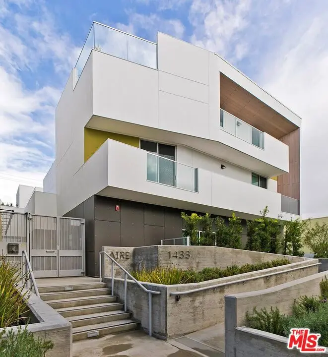 1433 14th Street 15, Santa Monica, CA — listing photo 1