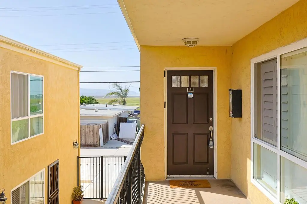 239 Ebony Avenue 6, Imperial Beach, CA — listing photo 1