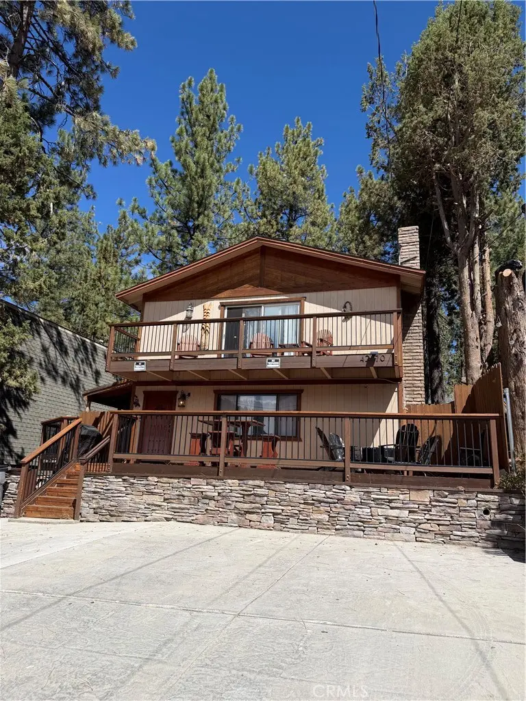 Single Family Residence for sale at 42870 Encino, Big Bear Lake, CA featuring 4 beds and 3 baths