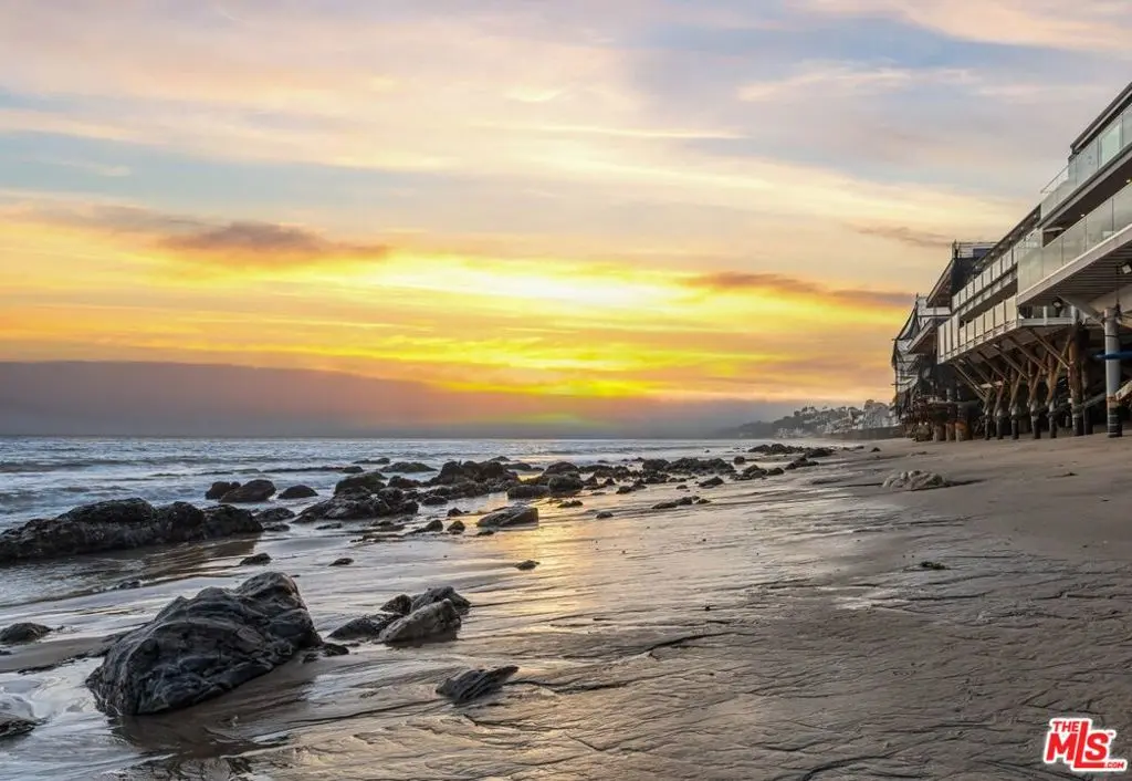 Single Family Residence for rent at 27002 Malibu Cove Colony Drive, Malibu, CA featuring 4 beds and 4 baths