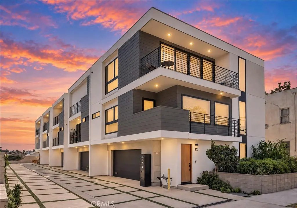 Single Family Residence for sale at 971 N Starlight Court, Los Angeles, CA featuring 3 beds and 4 baths