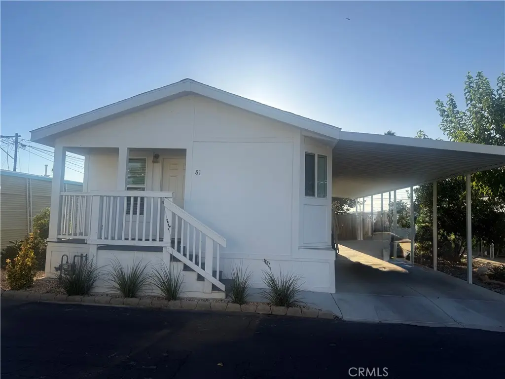 Manufactured In Park for sale at 25521 Lincoln 81, Hemet, CA featuring 3 beds and 2 baths