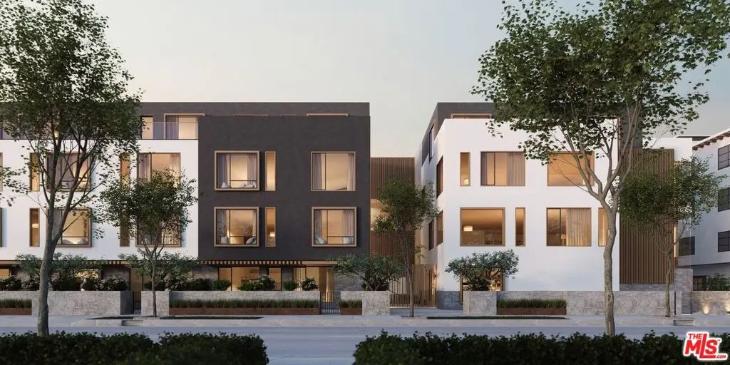 724 N Croft Avenue 304, Los Angeles, CA — listing photo 1