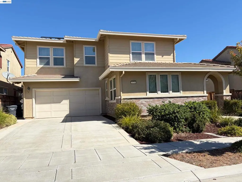 575 W Strauss Dr, Mountain House, CA — listing photo 1