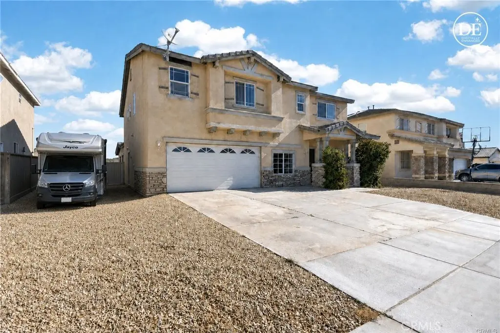 Single Family Residence for sale at 13878 Chestnut, Victorville, CA featuring 5 beds and 4 baths