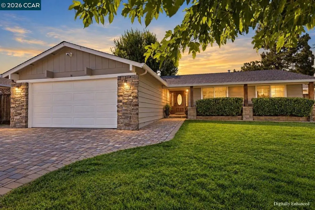 Single Family Residence for sale at 3912 Elkwood Ct, Concord, CA featuring 4 beds and 2 baths