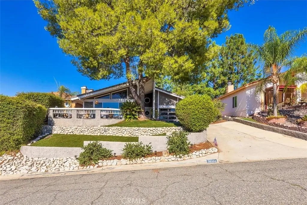 30393 Early Round, Canyon Lake, CA — listing photo 1