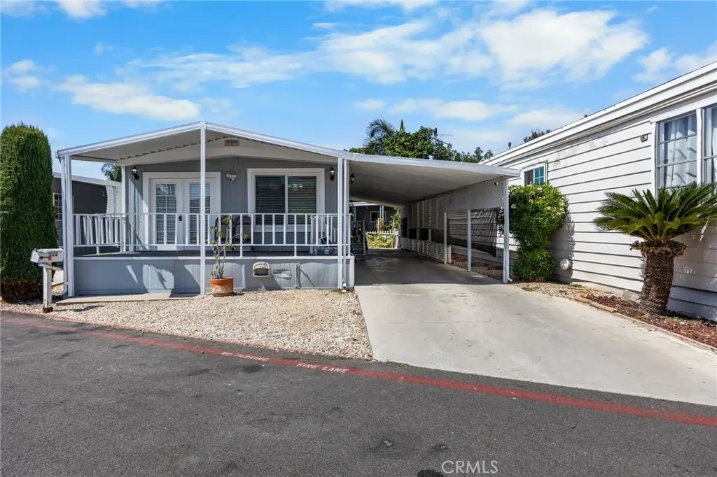 122 S Portola, Tustin, CA — listing photo 1