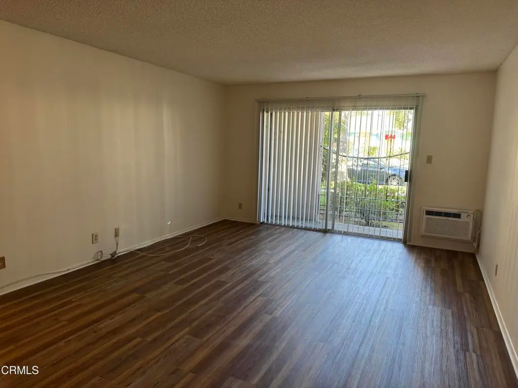 48 S Oak Avenue 6, Pasadena, CA — listing photo 1