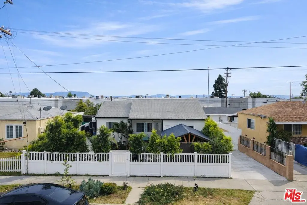 10554 Lanark Street, Los Angeles, CA — listing photo 1