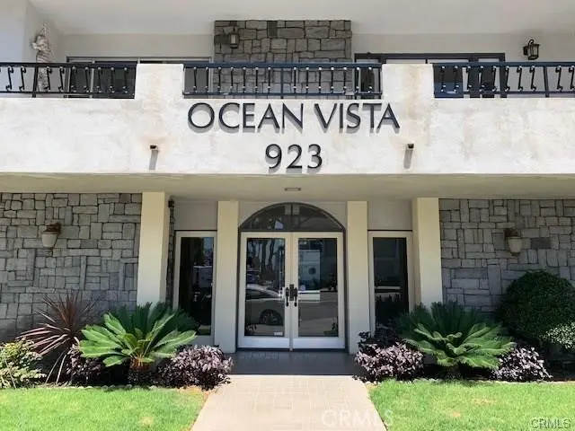 923 E Ocean Boulevard 7, Long Beach, CA — listing photo 1