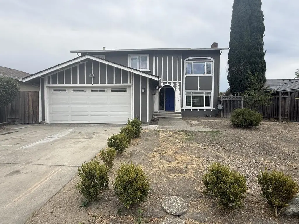 Single Family Residence for sale at 310 Viewpark Circle, San Jose, CA featuring 4 beds and 3 baths
