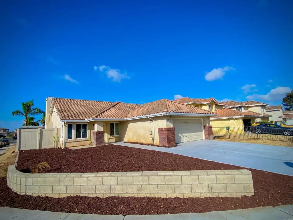 1950 Grove Ave SW, San Diego, CA — listing photo 1