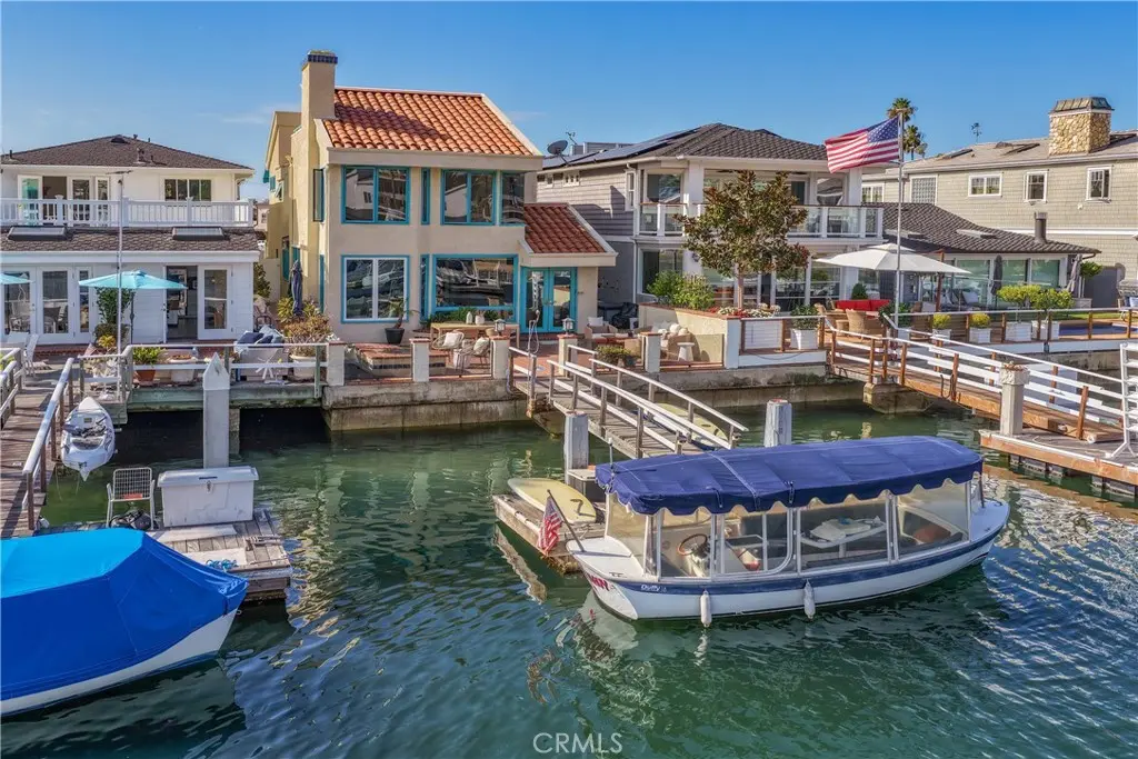3708 Channel Place, Newport Beach, CA — listing photo 1