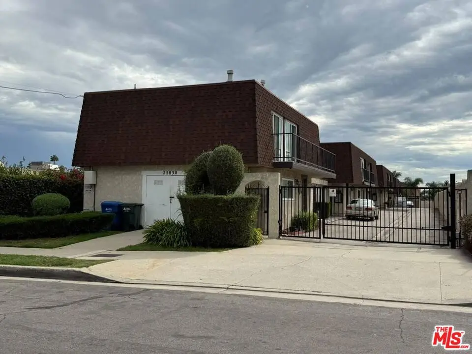 25830 Oak Street 1, Lomita, CA — listing photo 1