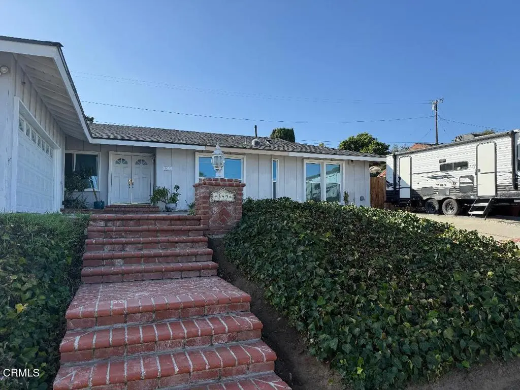 349 Calle Larios, Camarillo, CA — listing photo 1